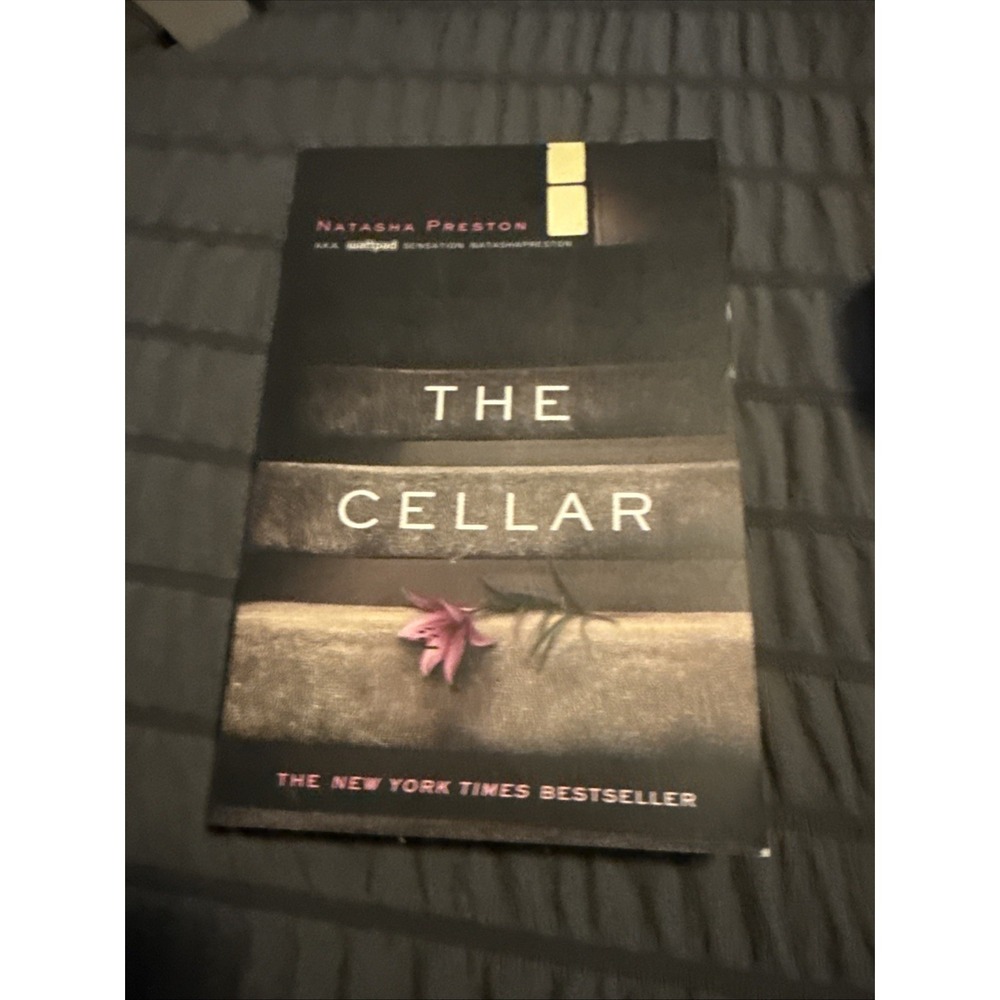 The Cellar - paperback, 9781492600978, Natasha Preston, new Box B